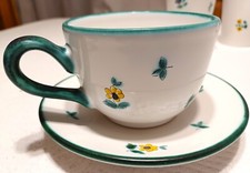grosse Tasse , mit Untertasse    " Gmundner Keramik - Streublumen "   für 230 ml