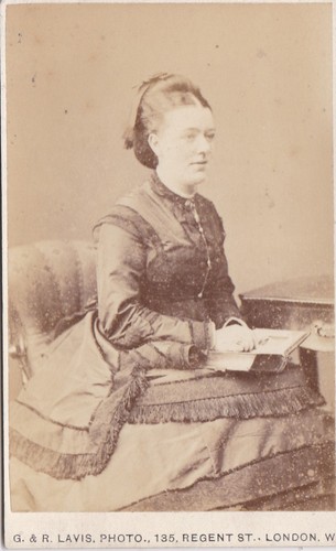 Cdv foto sitzende dame - dame, mit