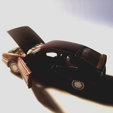 VW Corrado Modellauto 1-43