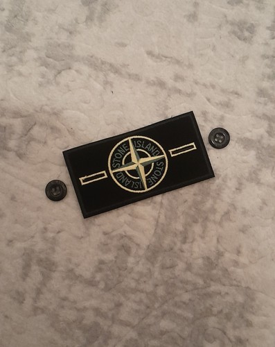 Stone island badge - stone,