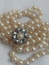 Wunderschöne Perlenkette Akoya doppelreihig 835 Silber Verschluss