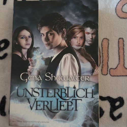 Mira gena showalter - mira,
