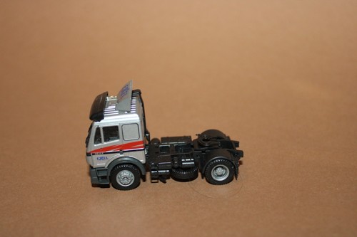 Herpa zugmaschine mb - zugmaschine,