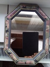 achteckiger schlüsselkasten aus Holz mit Spiegel