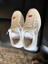 SKECHERS Arch Fit Meet Ya