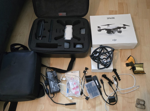 Dji spark fly more combo - spark, –