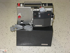 Bauer T4 Projektor S8+N8 Schmalfilmprojektor Super + Normal 8 Film Zoom-Objektiv