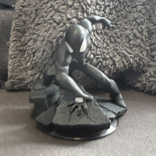 Schwarze spider man figur - schwarze, spider-man