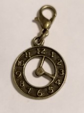 Charm Anhänger Uhr bronzefarben