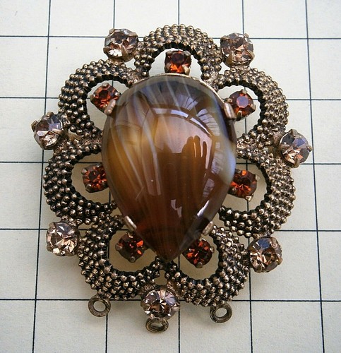F366 vintage brosche - f366*),