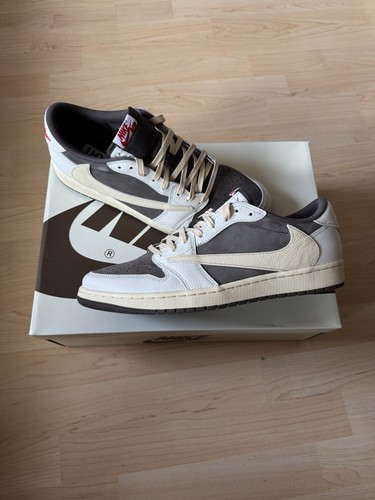 Travis scott reverse mocha - travis,