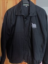 Schwarzer Blouson der Thai -