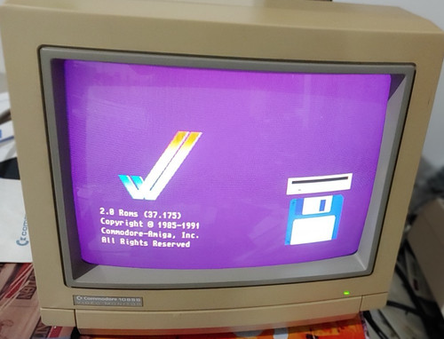 Commodore farbmonitor 1085s - farbmonitor, 1085s-d2