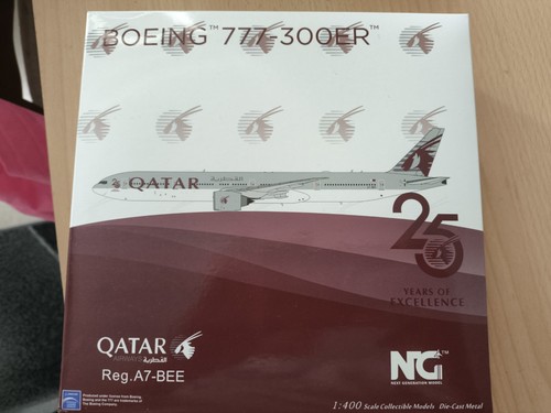 Models qatar airways - qatar,