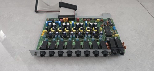Mutec ado akai - /,
