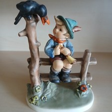 nostalgische Hummel  342 Der Störenfried Junge Rabe 13 cm Göbel Porzellan Figur 