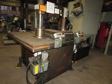 Hydraulikpresse + Hydraulikaggregat Parker Motor 5,5kW mit Tisch Varriabel (X90)