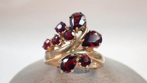 Schöner großer granat ring - schöner,