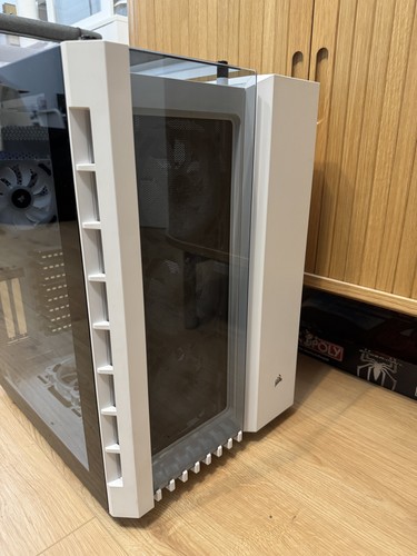 Corsair 680x rgb mid tower - 680x,