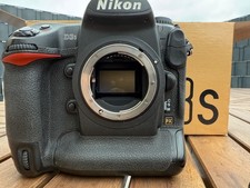 PROFI Nikon D3s Digitalkamera 121744 Auslösungen - LOWLIGHT WUNDER Schwarz