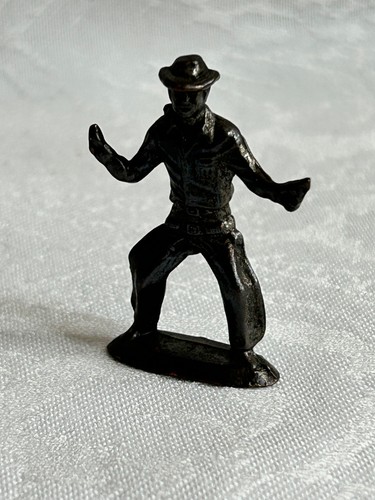 Kinder surprise bronze cowboy - surprise,