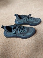 Puma Cell Thrill Sneaker, Gr. 41, olive/black ,NEU ! Herren