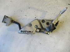 Suzuki GSF 600 N 00-04 Bandit WVA8 Fussrasten Anlage Vorne Rechts Bremszylinder