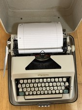 Vintage Olympia Monica