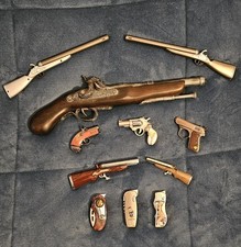 Feuerzeug Konvolut Gasfeuerzeuge Pistolen, Gewehre, Messer  Sammlung  Paket 1