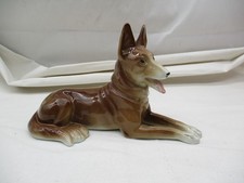 Vintage Porzellan Figur „Liegender Hund – Schäferhund Braun“ Nr. 9265 III