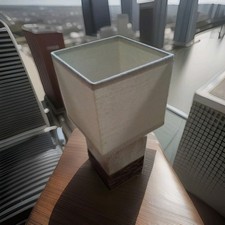 Stylische Tischlampe