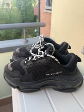 balenciaga triple s