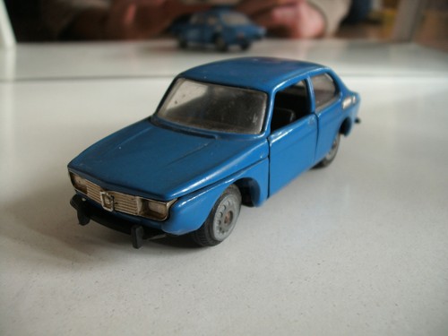 Tekno saab mit stoßstangen - mit,