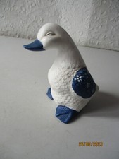 Kleine Keramik-Gans Deko