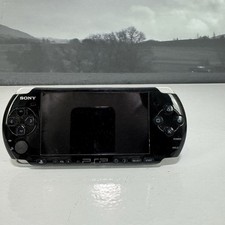 Sony PSP-3004 Slim & Lite (Schwarz) – WLAN – neue Batterie – ohne Kabel