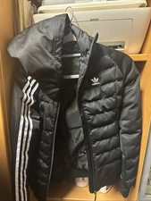 Schwarze Adidas Jacke Größe