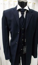 KLEID BRÄUTIGAM T. 48 VON