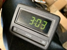 Original VDO LCD Aufbau Uhr Oldtimer PKW ,Unimog ,Traktor usw. 12 Volt