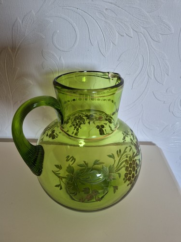Antiker krug glas grün - krug,
