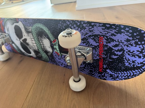 Neu powell peralta - neu, komplett