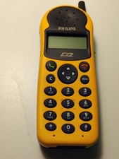 2 Philips  D2 Oldie-Handys: 1x gelb+blaueTasche, 1x schwarz+schwarze Tasche