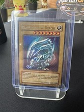 Blauäugiger W. Drache