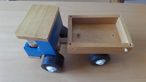 Lkw aus holz - ,