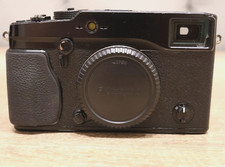 FUJIFILM X-Pro1 Spiegellose Digitalkamera Gehäuse Schwarz Getestet Funktionie...