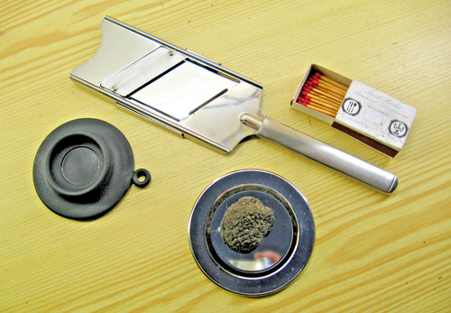 Trüffelhobel mit handschutz - mit,