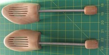 1 Paar Holz Spiralfeder Schuhspanner gebraucht für Gr. 42-43 TOP