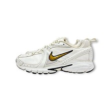 Nike Dart 5 Weiß & Gold