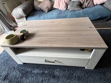 Couchtisch, Höffner, Holzoptik