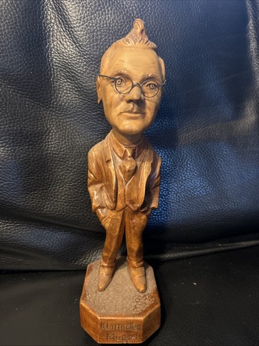 Holzfigur geschnizt handarbeit - geschnizt,