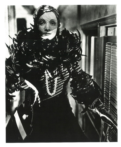 Stell auf marlene dietrich - stell-es-auf!,